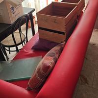 Divano letto ecopelle rosso