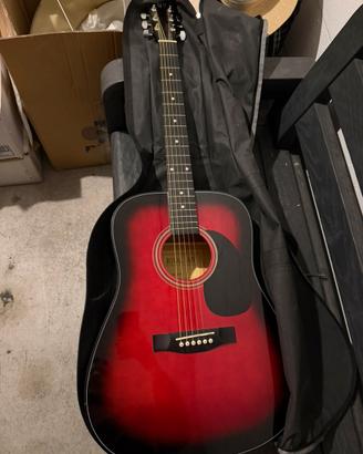 Chitarra acustica con custodia