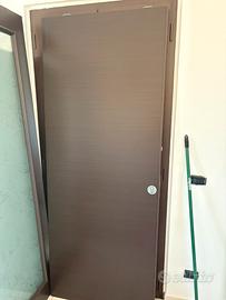 Porta a scrigno colore rovere scuro