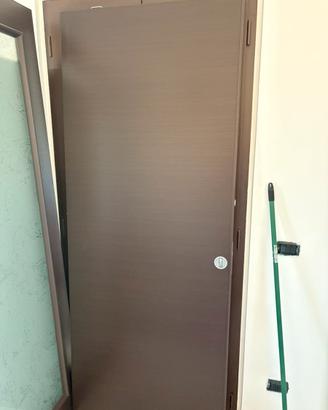 Porta a scrigno colore rovere scuro