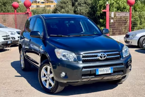 Toyota RAV 4 RAV4 Crossover 2.2 D-4D 136 CV Sol