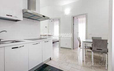 BILOCALE CON DOPPIO AFFACCIO E POSSIBILITÀ DI UNIO