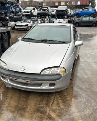 OPEL TIGRA 1.4 BENZINA ANNO 1997