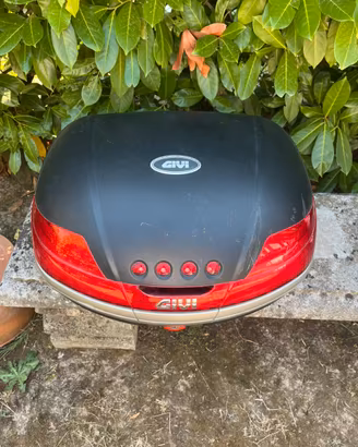 Bauletto Givi 46 litri Monokey (tiene 2 caschi)