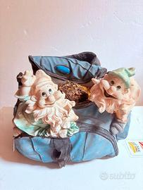 Vaso/porta piante con nani da giardino vintage