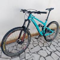 YETI SB6 c tg M 
