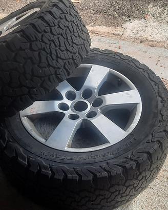 gomme 265 60 18  