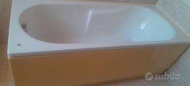 vasca da bagno nuova in acrilico