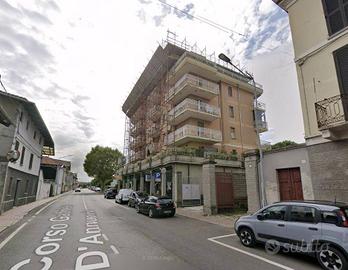 Immobile in asta di 83 m² con 3 locali e box auto 