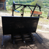 Forca per rami con pinza idraulica