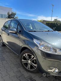 Peugeot 207 come nuova