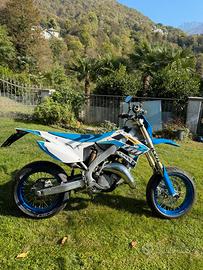 TM 125 SUPERMOTARD