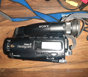 Videocamera SONY CCD-TR305E vintage pal handycam