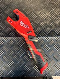 Milwaukee M12 PCSS tagliatubi con due batterie