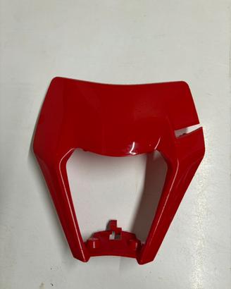 mascherina portafaro rossa  ktm,husqvarna,gasgas