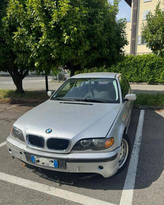BMW 318i