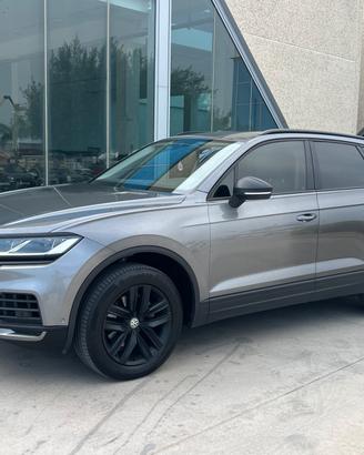 Volkswagen Touareg 3.0 V6 TDI SCR Black Style
