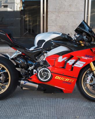 Ducati Panigale V4 S Full Carbon