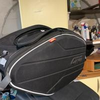 Borse e telaietti mot