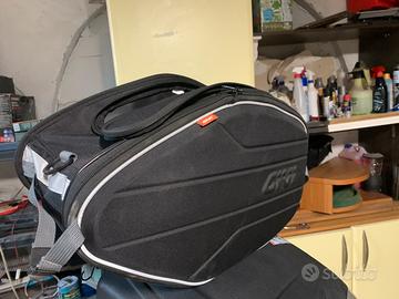 Borse e telaietti mot