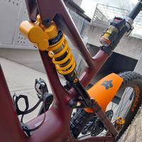 ammortizzatore Ohlins ttx 22 m2 210x55 .