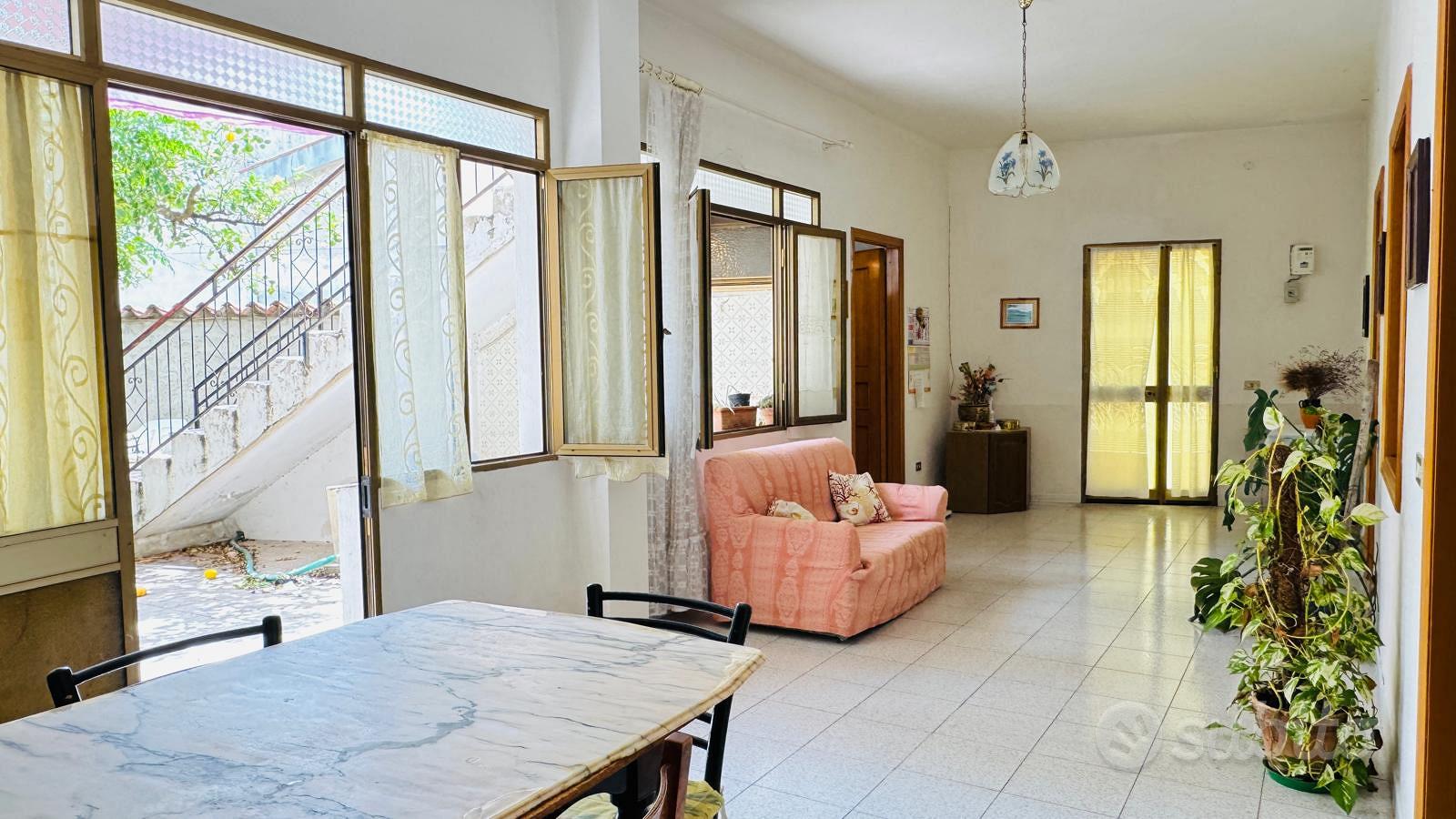 Ampio Appartamento di 120 mq con giardino e doppio - Vista 5