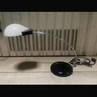 Rara lampada Dogale di Oluce