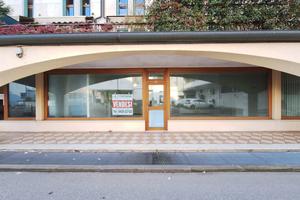 NEGOZIO IN CENTRO STORICO AL PIANO TERRA
