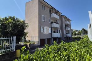 2 LOCALI A GAGGIANO