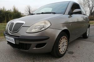 Lancia Ypsilon 1.2 16V Idonea Neopatentati