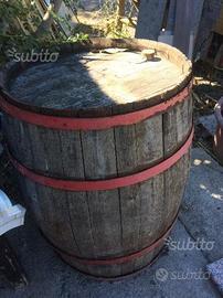 BOTTE in LEGNO di VINO per ARREDAMENTO enoteche