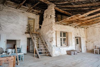 CASA SEMINDIPENDENTE A VILLA LAGARINA