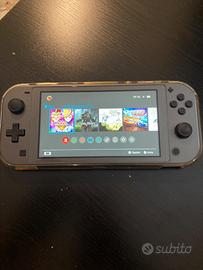 Nintendo Switch lite 32gb + 4 giochi e accessori