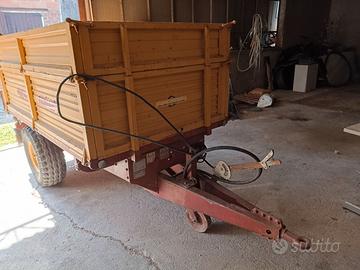 Carro agricolo ribaltabile