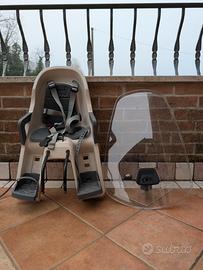 Seggiolino e parabrezza bici