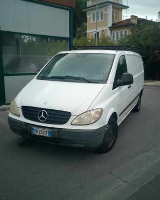 furgone Mercedes vito