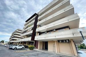 2 LOCALI A ROMA