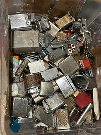 Lotto 150 accendini vintage