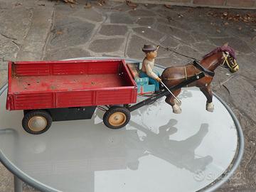 antico gioco in latta