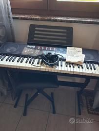 Pianola elettronica e chitarra classica