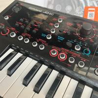 minisynth Roland JD-XI