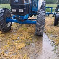 Trattore Ford 5640