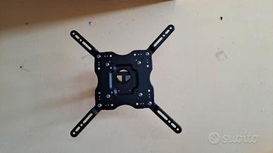 Supporto Tv orientabile a 20 euro