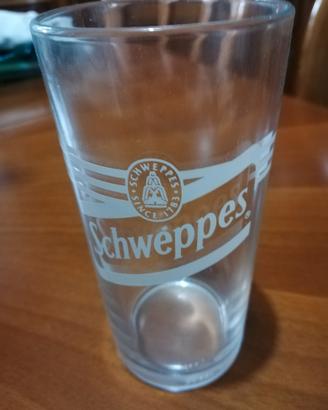 bicchieri Schweppes nuovi 