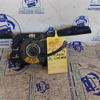 DEVIA LUCI LANCIA Y COMANDI AL VOLANTE