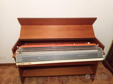 Macchina da maglieria Brother defendi