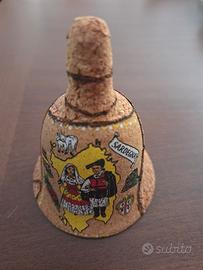 Campanella souvenir in sughero della Sardegna