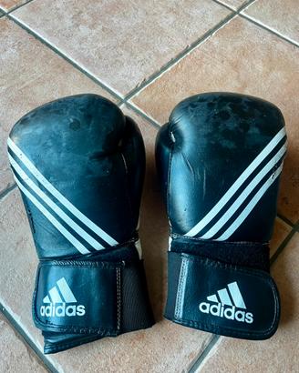 Guantoni adidas usati