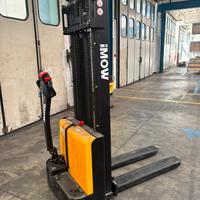 Transpallet stoccatore elettrico