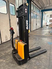 Transpallet stoccatore elettrico